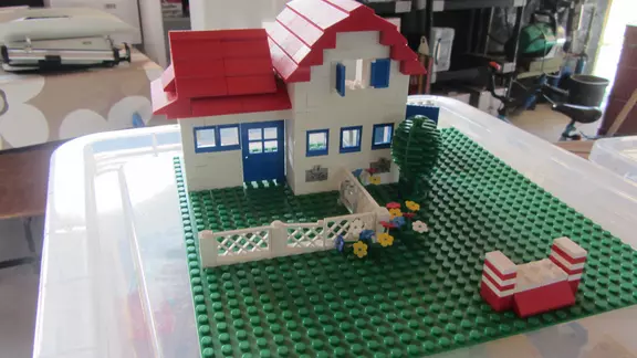 huis gebouwd van lego