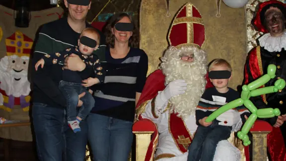 sint en piet met ballon