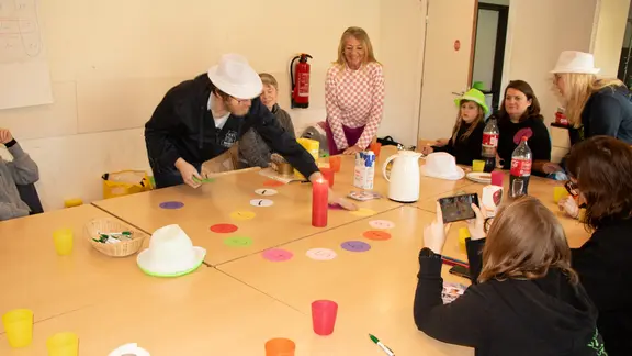 goochelen met klok en kaars